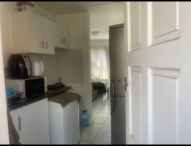 1 BEDROOM APARTMENT FOR SALE IN TOWNSEND ESTATE